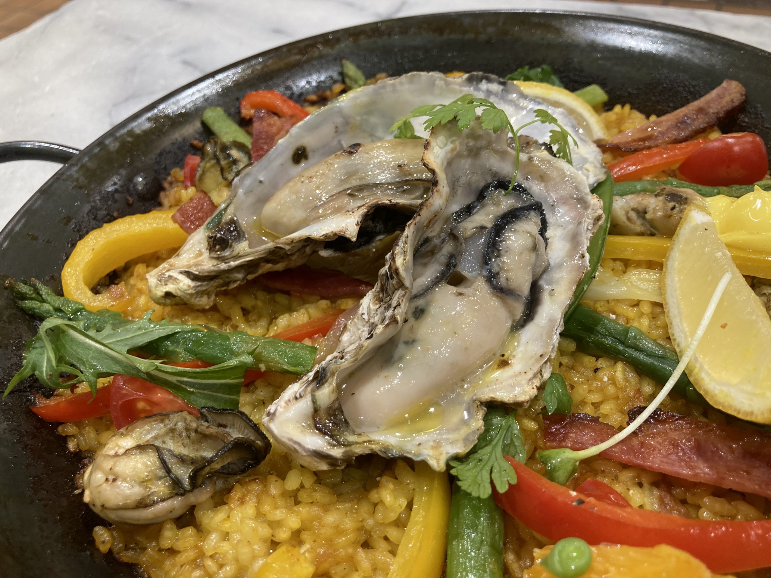 サロマ湖産牡蠣のパエリア 海の恵み 食の底力 Japan 公式レシピサイト