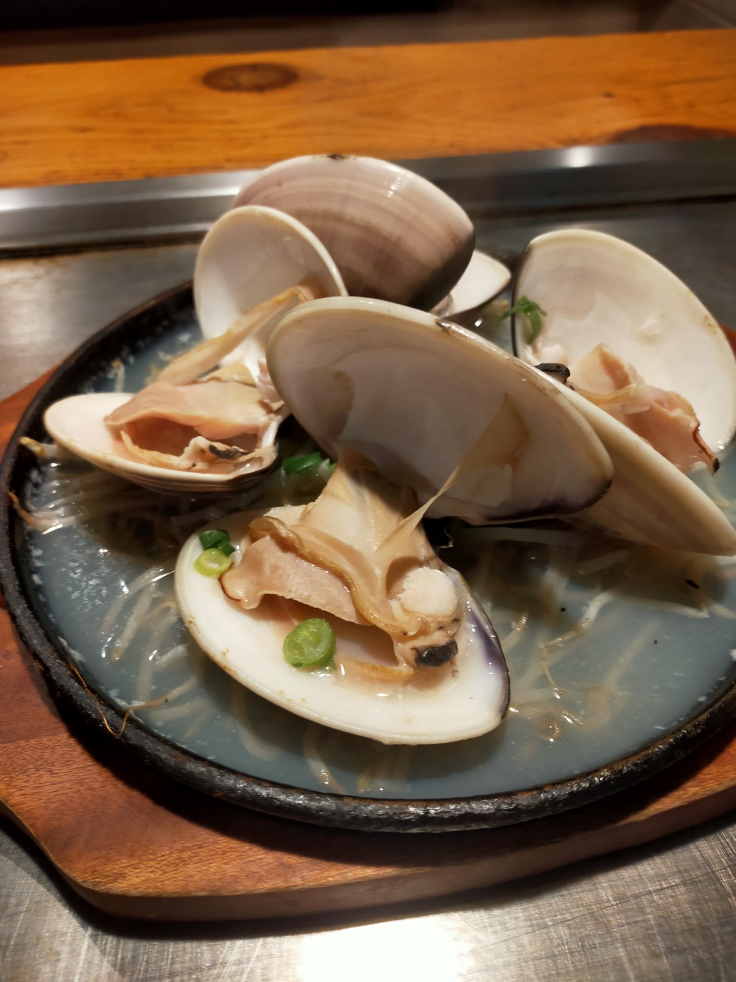 大はまぐりの鉄板酒蒸し 海の恵み 食の底力 Japan 公式レシピサイト